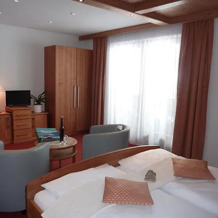 Haus Blatthofer 招待所 Sankt Lorenzen im Lesachtal